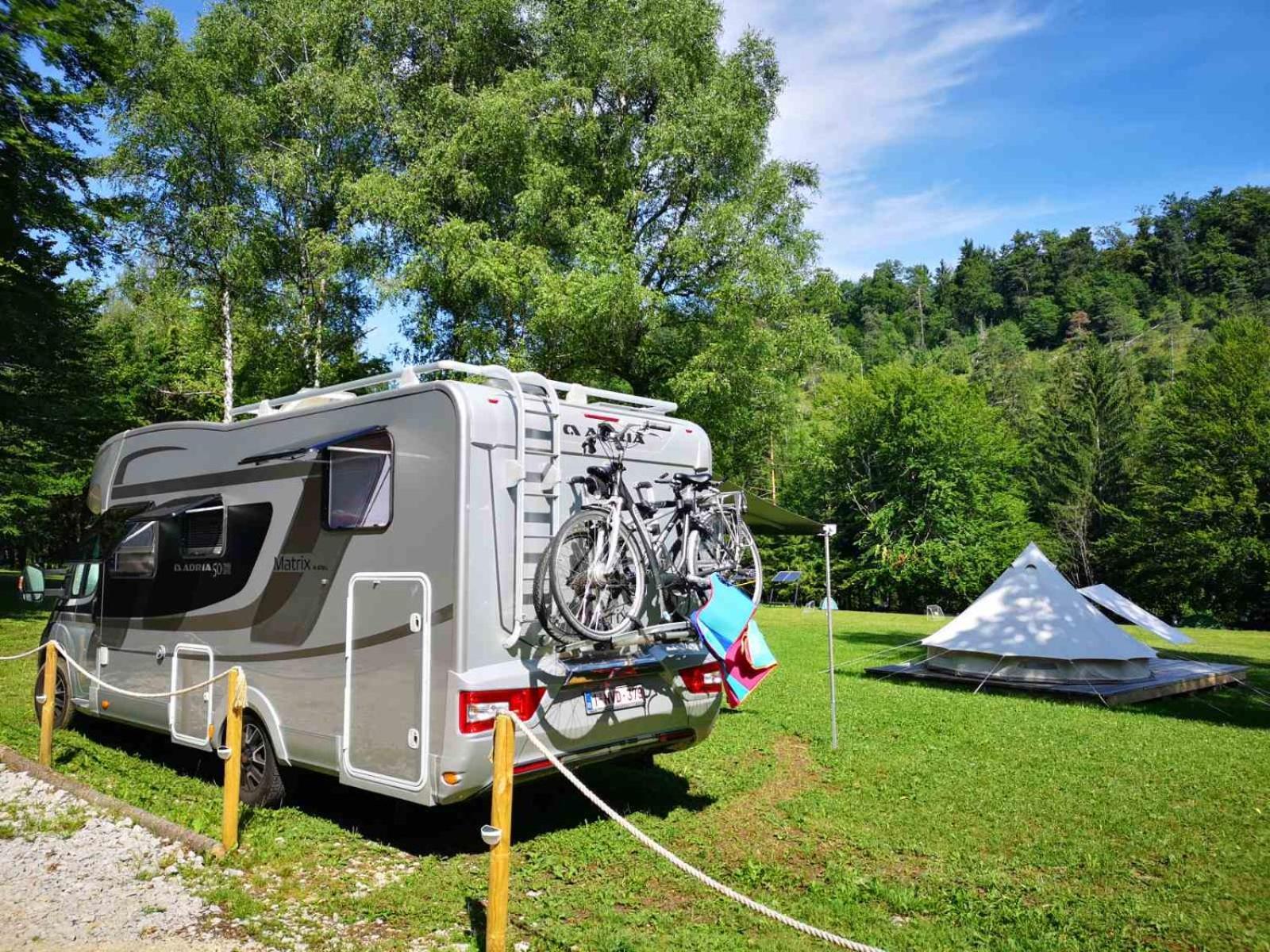 Eco River Camp - Pitches 拉多夫吉卡 外观 照片